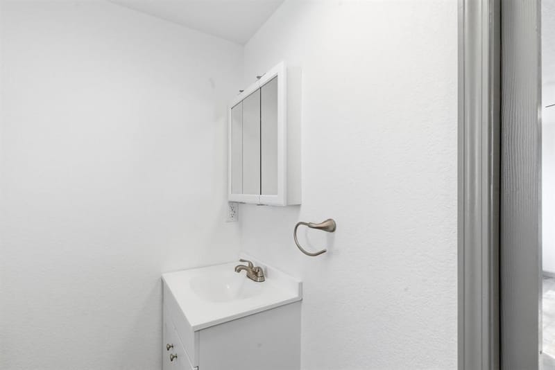 116 E Lipan Drive, Lipan TX 76462 - Photo 13