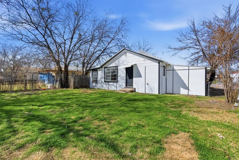116 E Lipan Drive, Lipan TX 76462 - Photo 22