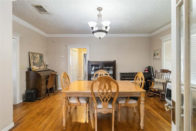 409 N Sylvania Avenue, Fort Worth TX 76111 - Photo 7