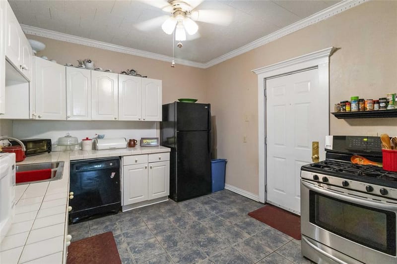 409 N Sylvania Avenue, Fort Worth TX 76111 - Photo 14