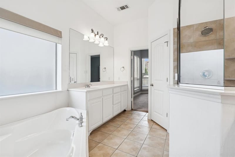 821 La Cima, Irving TX 75039 - Photo 17