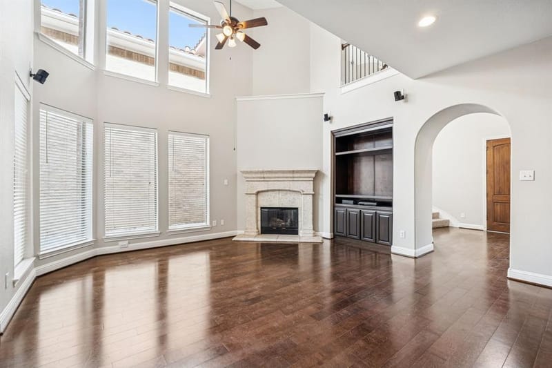 821 La Cima, Irving TX 75039 - Photo 5