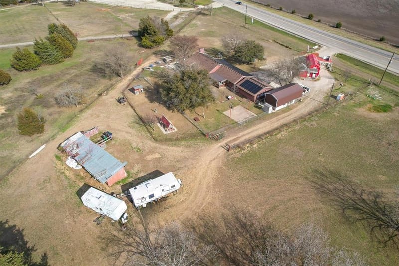 11678 STATE HIGHWAY 121, Trenton TX 75490 - Photo 4