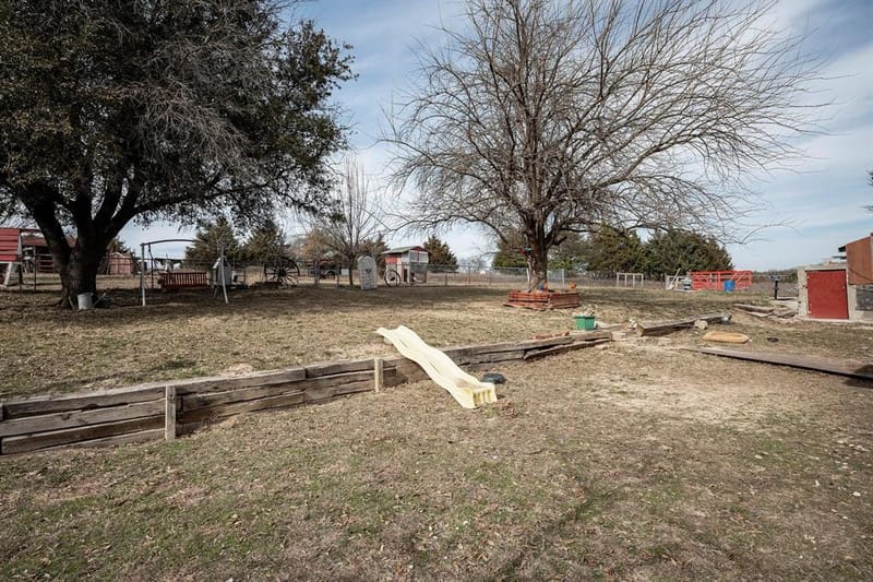 11678 STATE HIGHWAY 121, Trenton TX 75490 - Photo 25