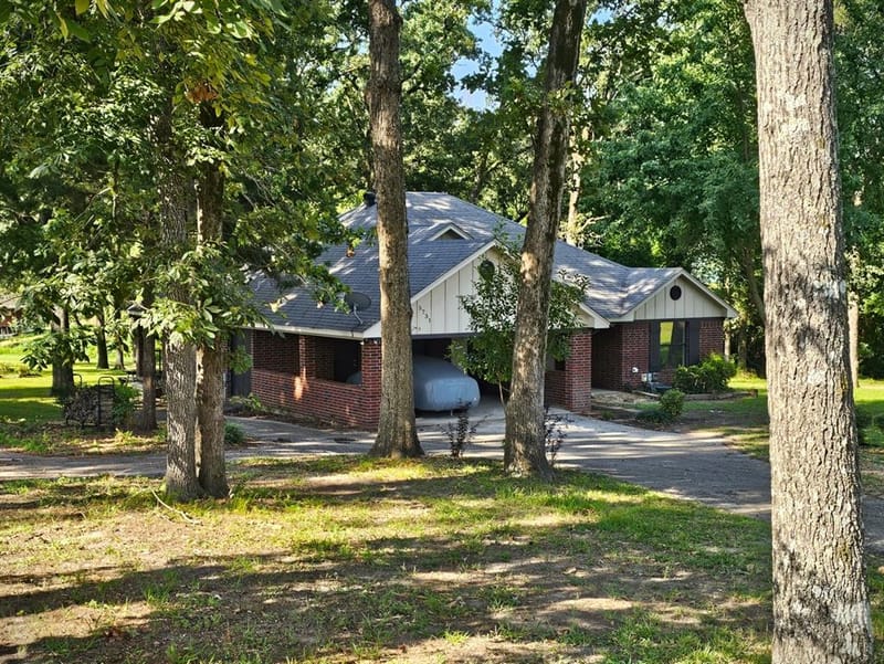 5731 N Cape Drive, Chandler TX 75758 - Photo 2