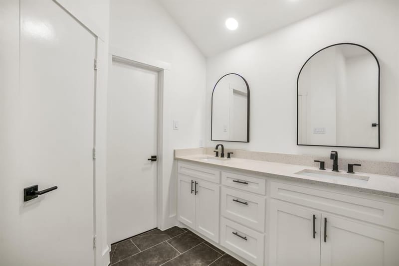 703 Meadowcreek Court, Garland TX 75043 - Photo 23