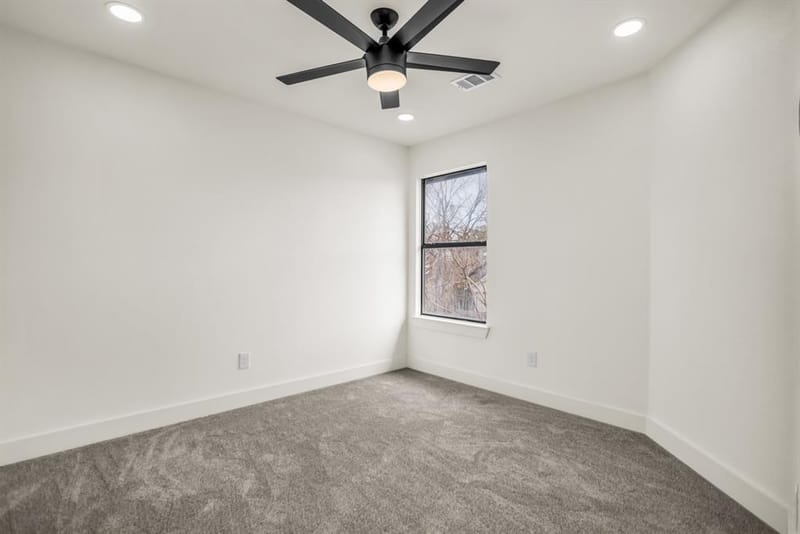 703 Meadowcreek Court, Garland TX 75043 - Photo 27