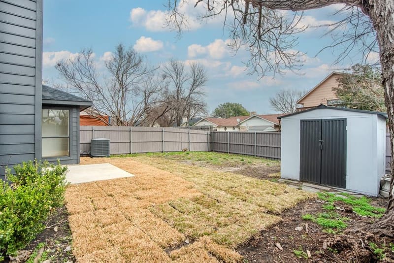 703 Meadowcreek Court, Garland TX 75043 - Photo 31