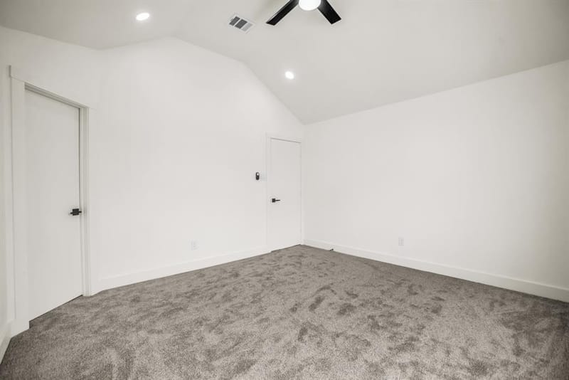 703 Meadowcreek Court, Garland TX 75043 - Photo 29