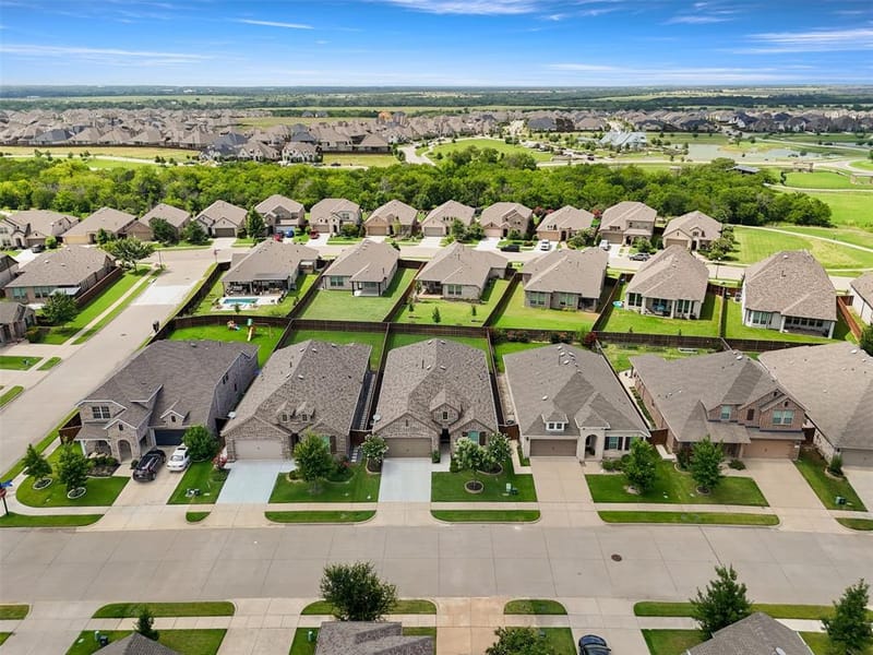 1609 Canter Court, Aubrey TX 76227 - Photo 32