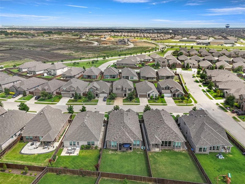 1609 Canter Court, Aubrey TX 76227 - Photo 33
