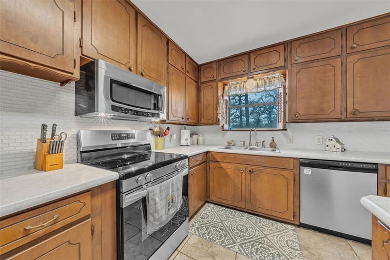 5400 County Road 402, Grandview TX 76050 - Photo 16