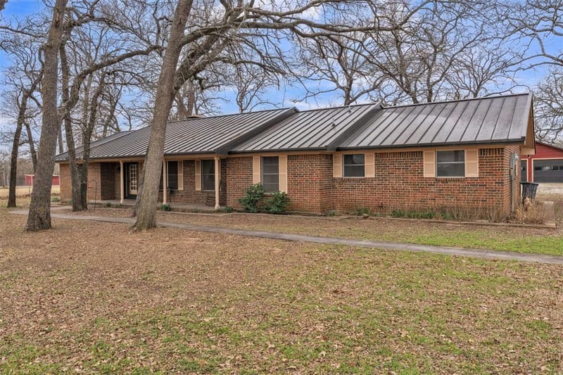 5400 County Road 402, Grandview TX 76050 - Photo 3
