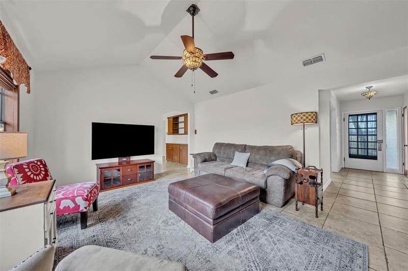 5400 County Road 402, Grandview TX 76050 - Photo 9
