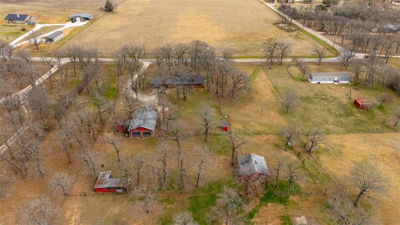 5400 County Road 402, Grandview TX 76050 - Photo 39