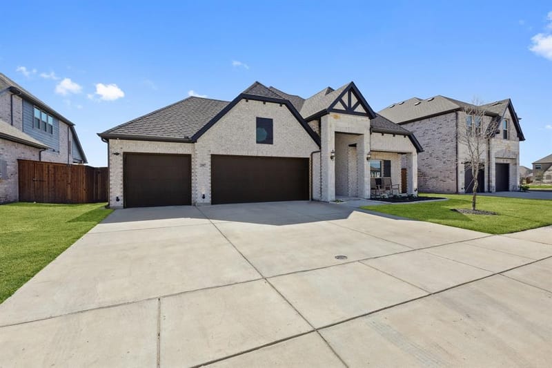 2107 OZARKS, Forney TX 75126