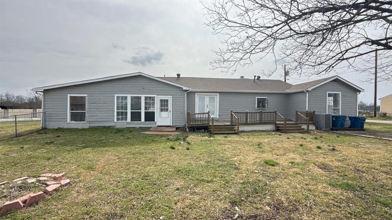 201 E Hubbard Street, Josephine TX 75173 - Photo 21