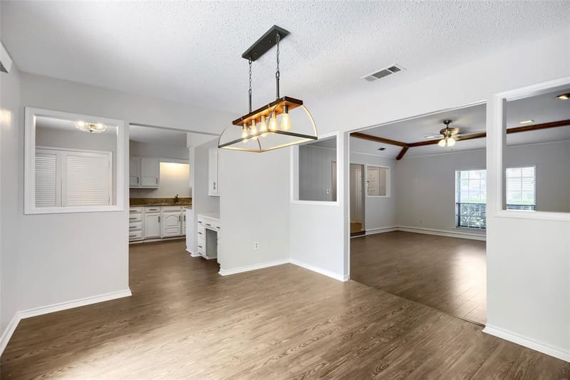 814 Oakbluff Drive, Lancaster TX 75146 - Photo 13