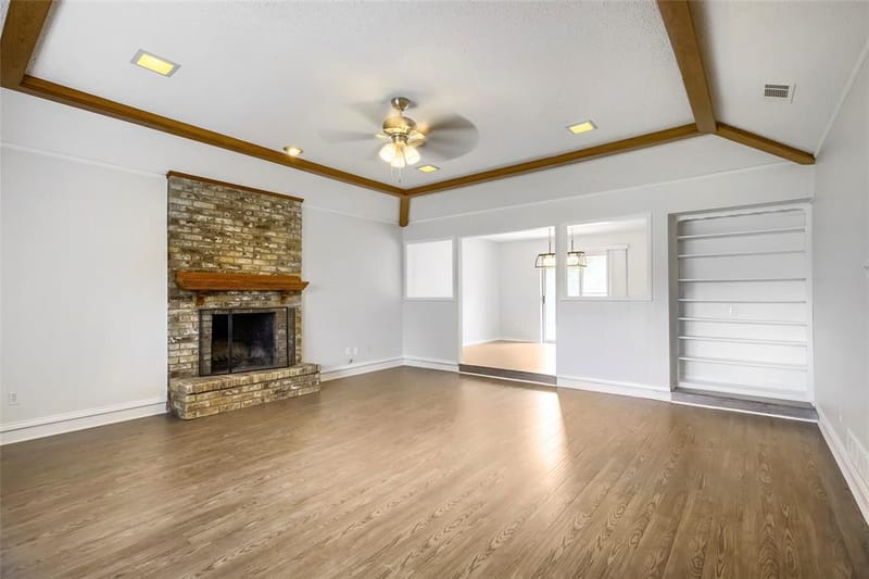 814 Oakbluff Drive, Lancaster TX 75146 - Photo 8