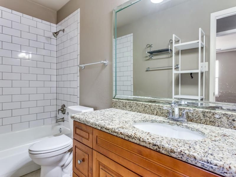 5618 Cedar Creek Drive # 5, Benbrook TX 76109 - Photo 8
