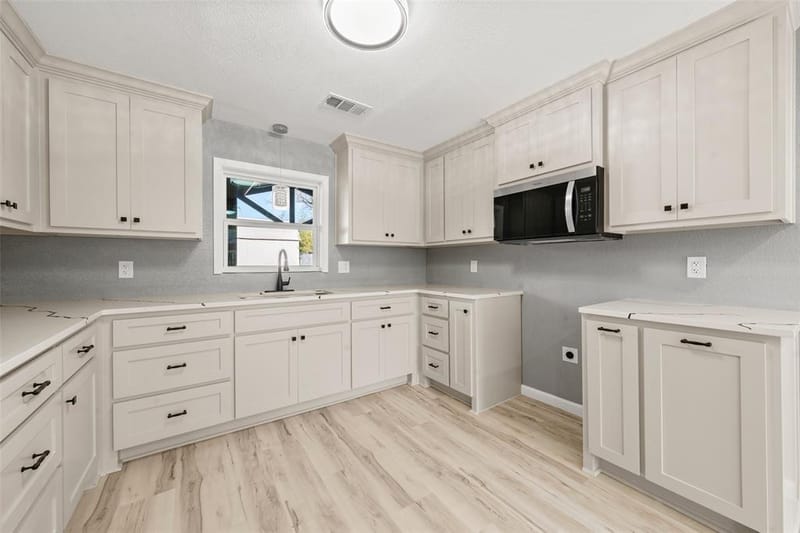 108 9th Street, Valley Mills TX 76689 - Photo 6