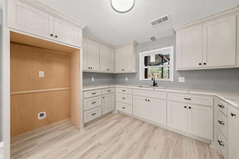 108 9th Street, Valley Mills TX 76689 - Photo 7