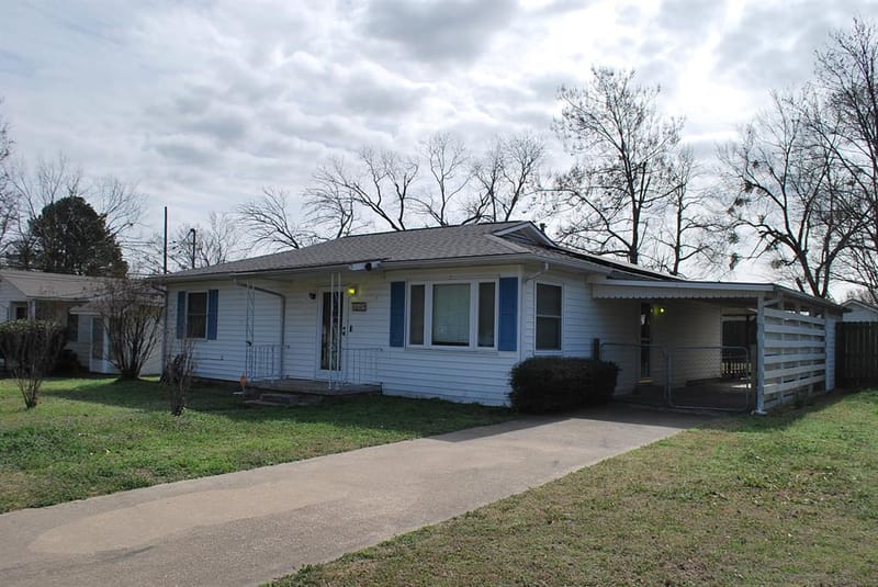 2604 W Johnson Street, Denison TX 75020 - Photo 11