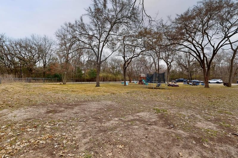 12029 Forest Glen Lane, Balch Springs TX 75180 - Photo 35