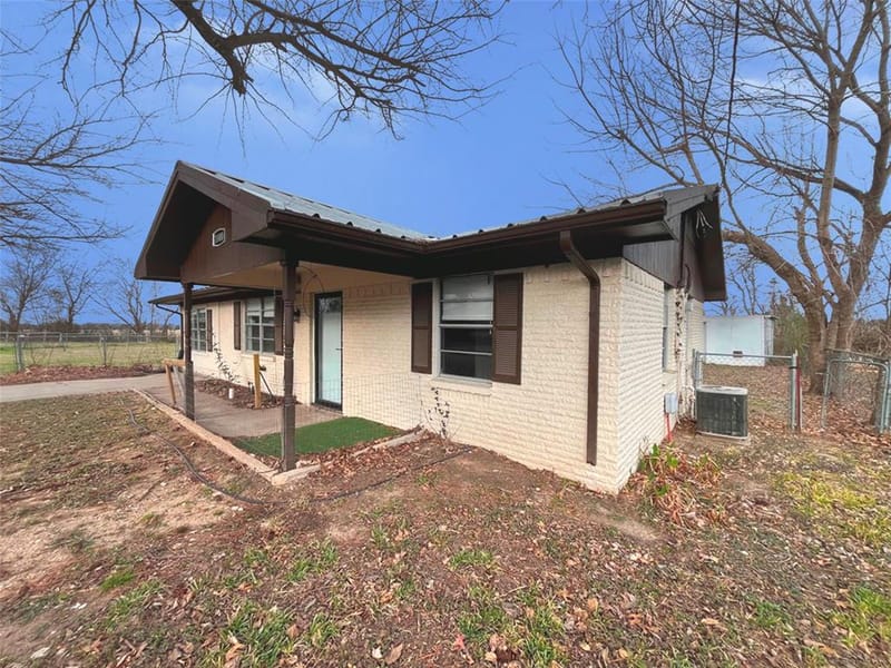 1000 S Andrea Drive, Mabank TX 75147 - Photo 2