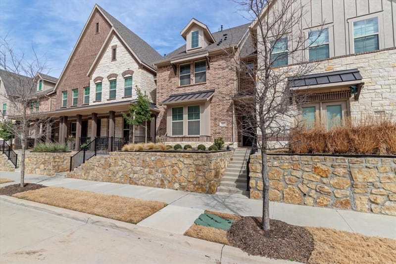 7829 Bayside Drive, Rowlett TX 75088 - Photo 3