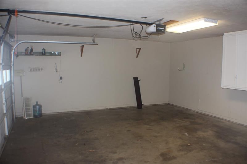 600 Travis Drive, Mineral Wells TX 76067 - Photo 13