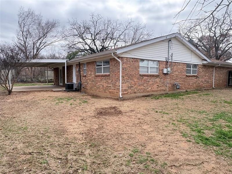 600 Travis Drive, Mineral Wells TX 76067 - Photo 12