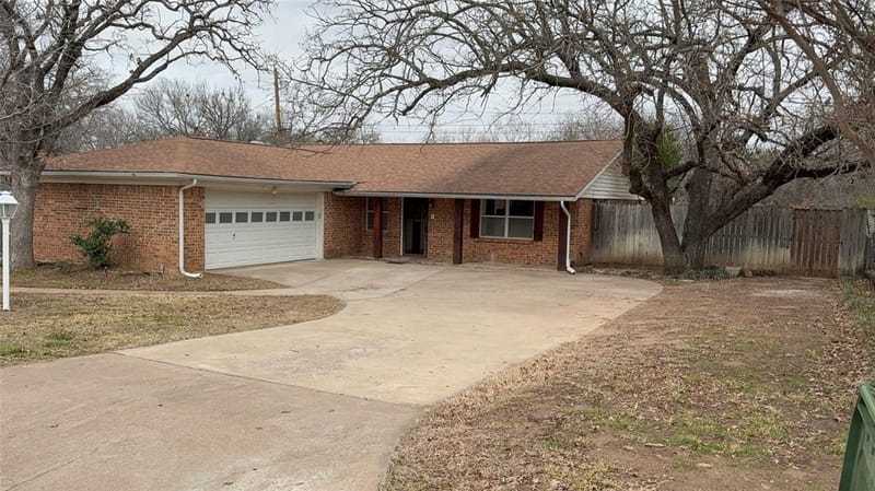 600 Travis Drive, Mineral Wells TX 76067