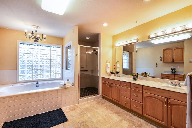 5731 Mona Lane, Dallas TX 75236 - Photo 8