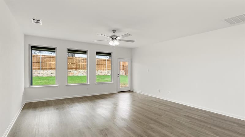 1716 Edgeway Drive, Aubrey TX 76227 - Photo 8