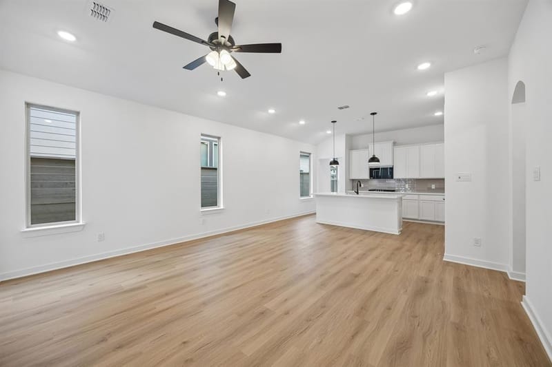 8725 Acorn Avenue, Justin TX 76247 - Photo 13