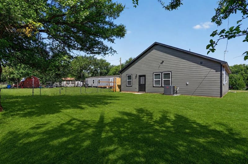 2921 Blackjack Lane, Granbury TX 76048 - Photo 9