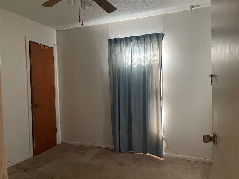 406 S Austin Street, Wolfe City TX 75496 - Photo 13
