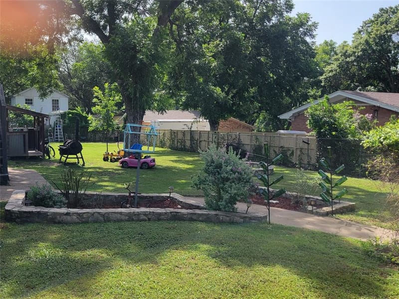706 W Wrights Avenue, Comanche TX 76442 - Photo 20