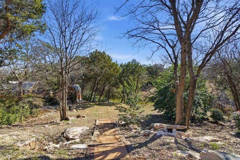1205 Comanche Cove Drive, Granbury TX 76048 - Photo 35