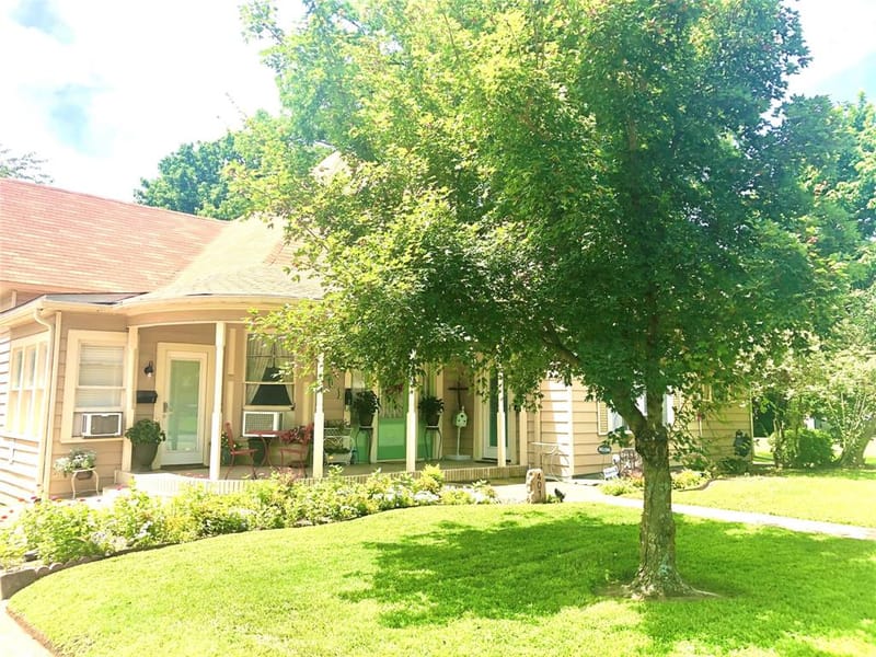 401 Sam Rayburn Drive # 1, Bonham TX 75418 - Photo 2