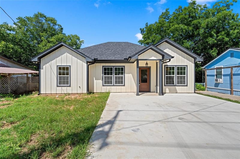 211 Lopez Street, Bellmead TX 76705