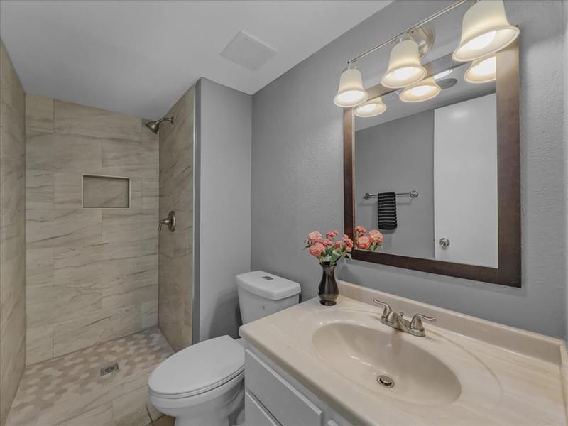 74 E Mountain Creek Court # 2, Grand Prairie TX 75052 - Photo 11