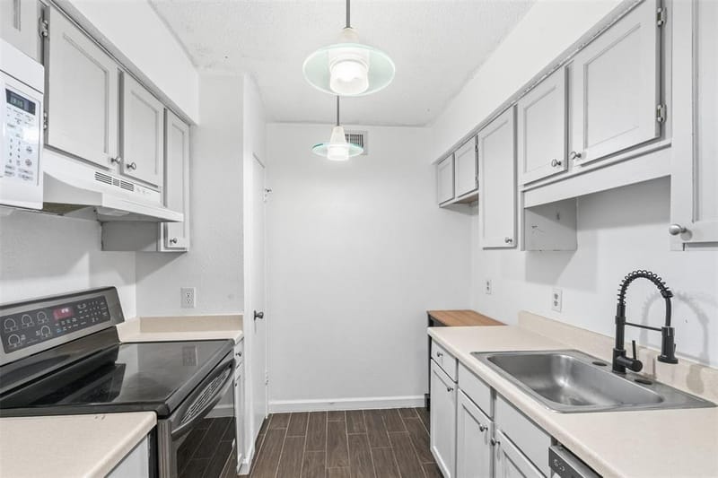 8109 Skillman Street # 2002, Dallas TX 75231 - Photo 14
