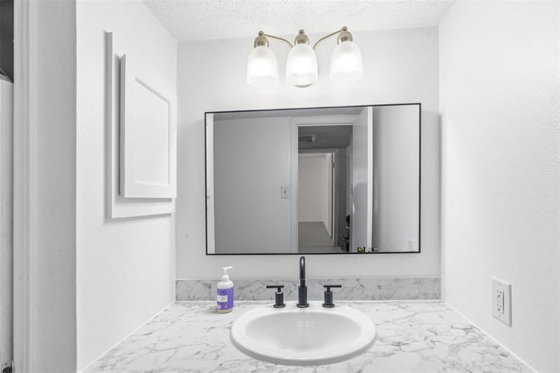 8109 Skillman Street # 2002, Dallas TX 75231 - Photo 18