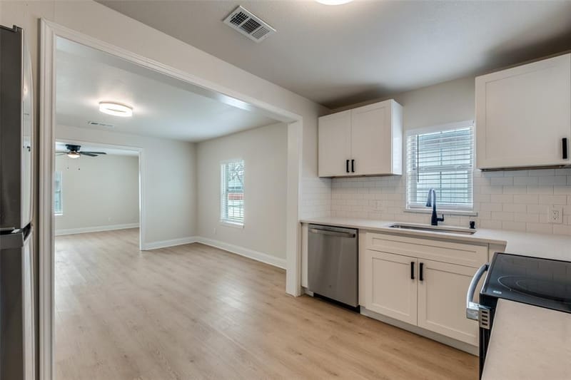 2415 Dathe Street, Dallas TX 75215 - Photo 12