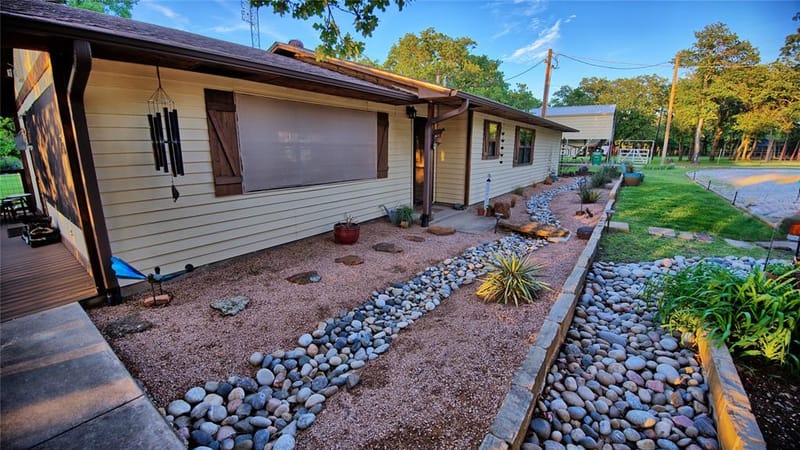 858 Ford Road, Bowie TX 76230