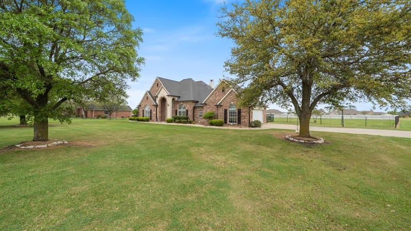8789 Colonial Drive, Crandall TX 75114