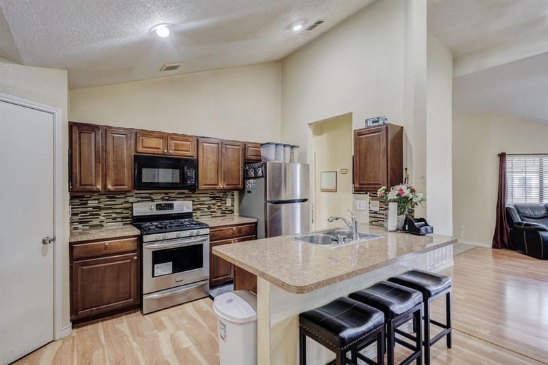 716 Fieldwood Drive, Mesquite TX 75150 - Photo 11