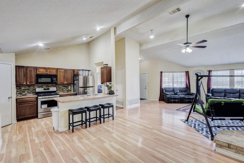 716 Fieldwood Drive, Mesquite TX 75150 - Photo 8